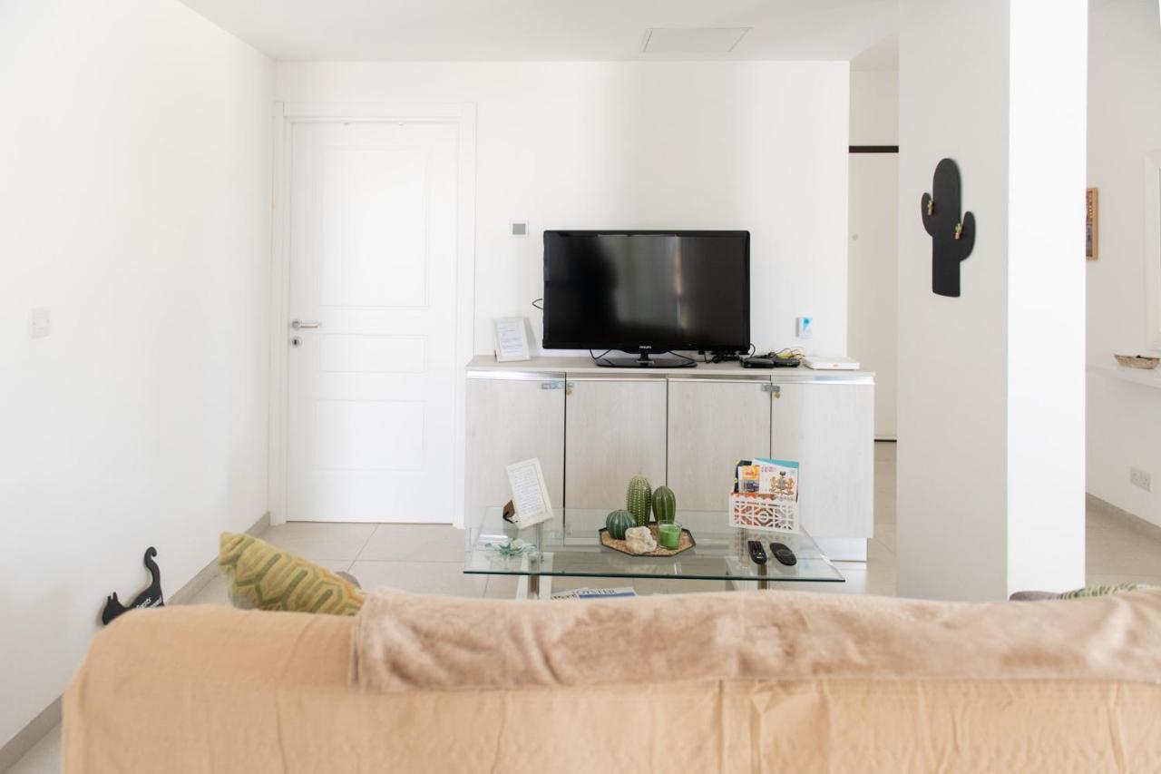 Sliema, Villa Savoia Luxury Apartment For 5 Guests Gzira Exterior photo