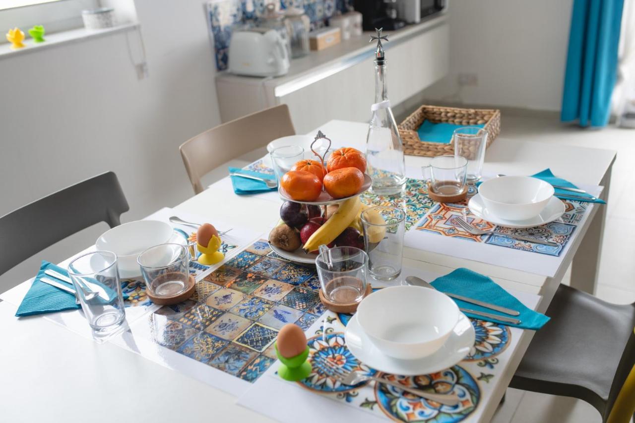 Sliema, Villa Savoia Luxury Apartment For 5 Guests Gzira Exterior photo