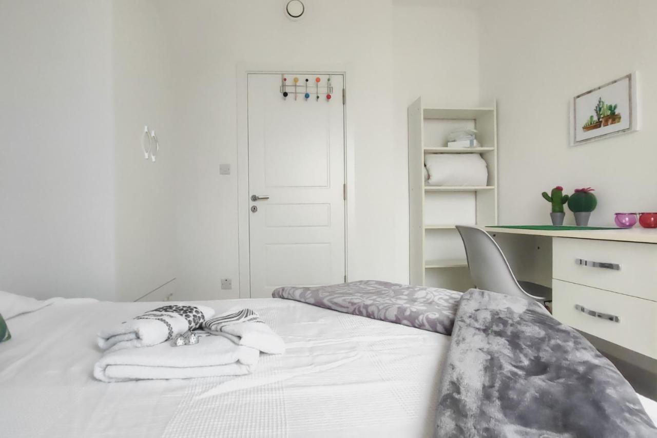 Sliema, Villa Savoia Luxury Apartment For 5 Guests Gzira Exterior photo